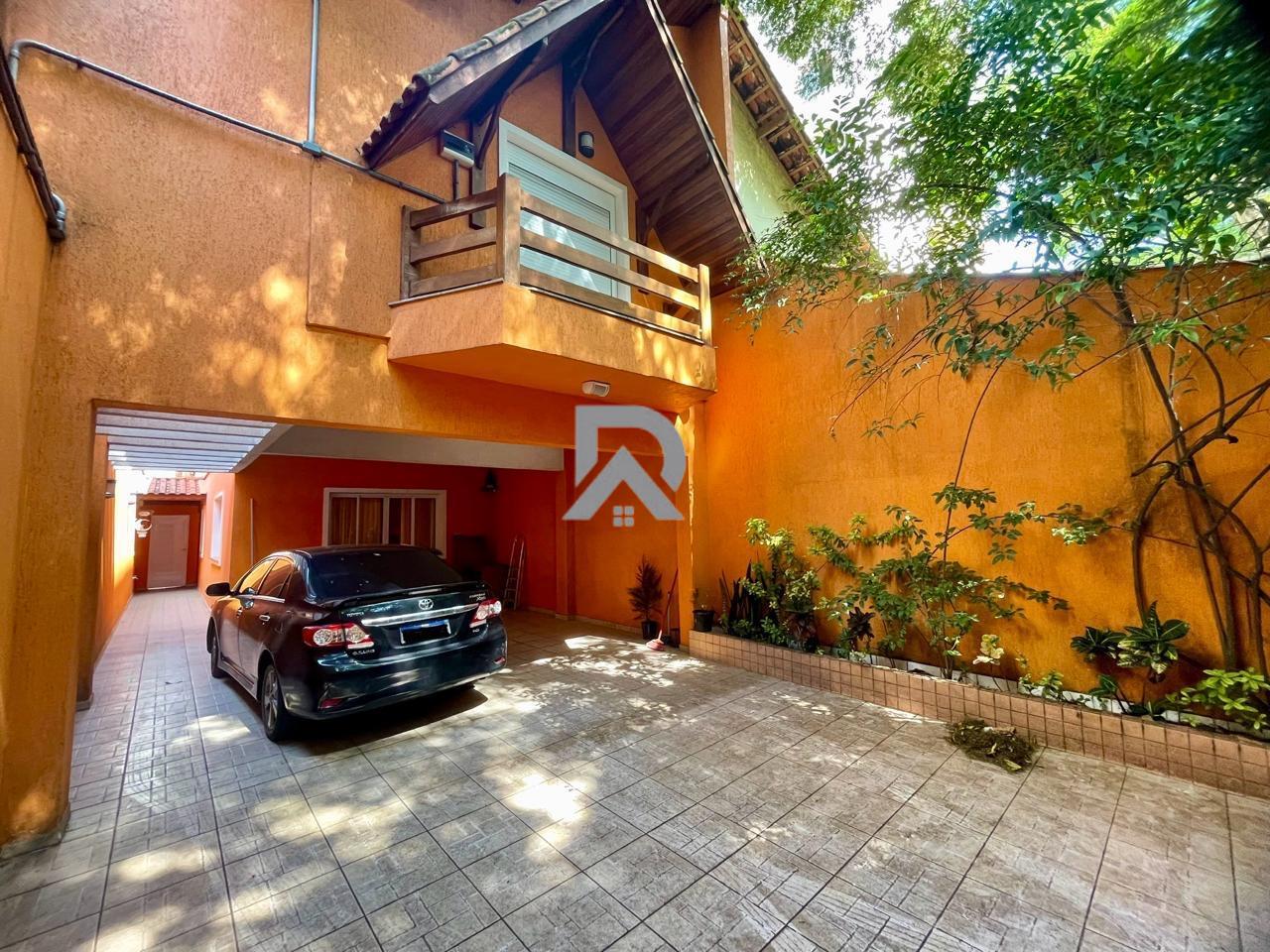 Casa, 4 quartos, 228 m² - Foto 1