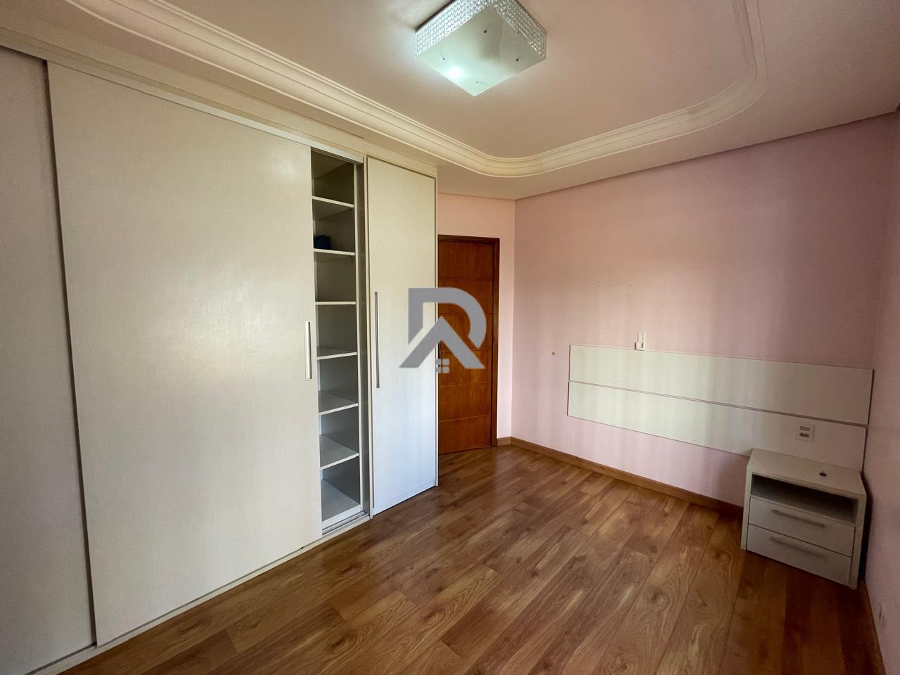 Casa, 4 quartos, 228 m² - Foto 34
