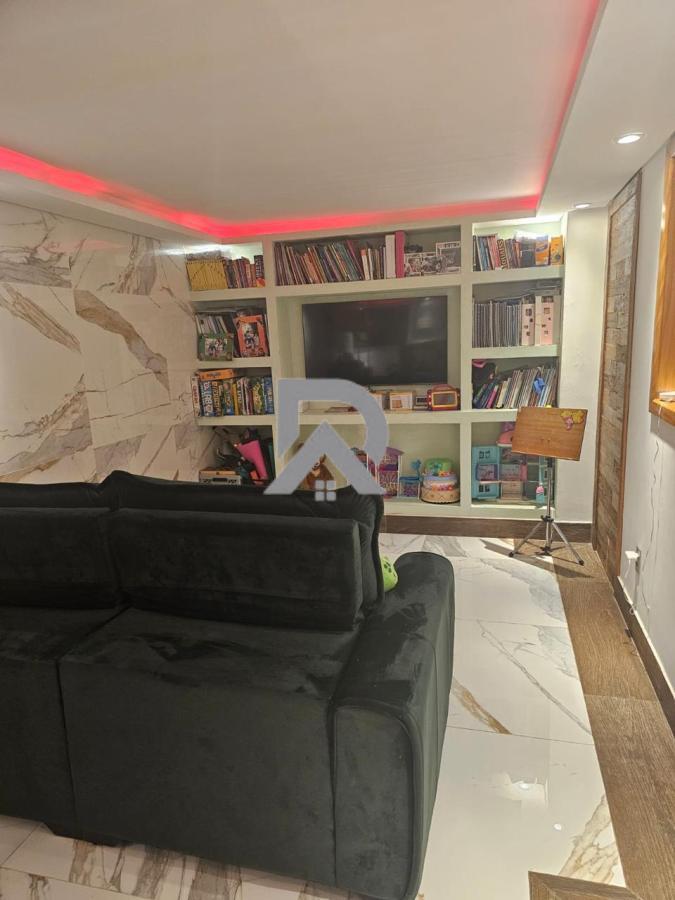 Casa, 5 quartos, 330 m² - Foto 13