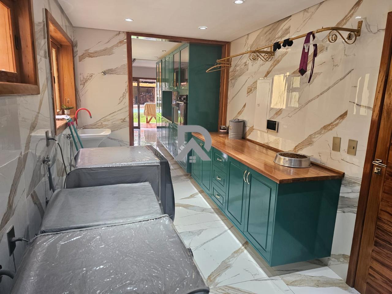 Casa, 5 quartos, 330 m² - Foto 17