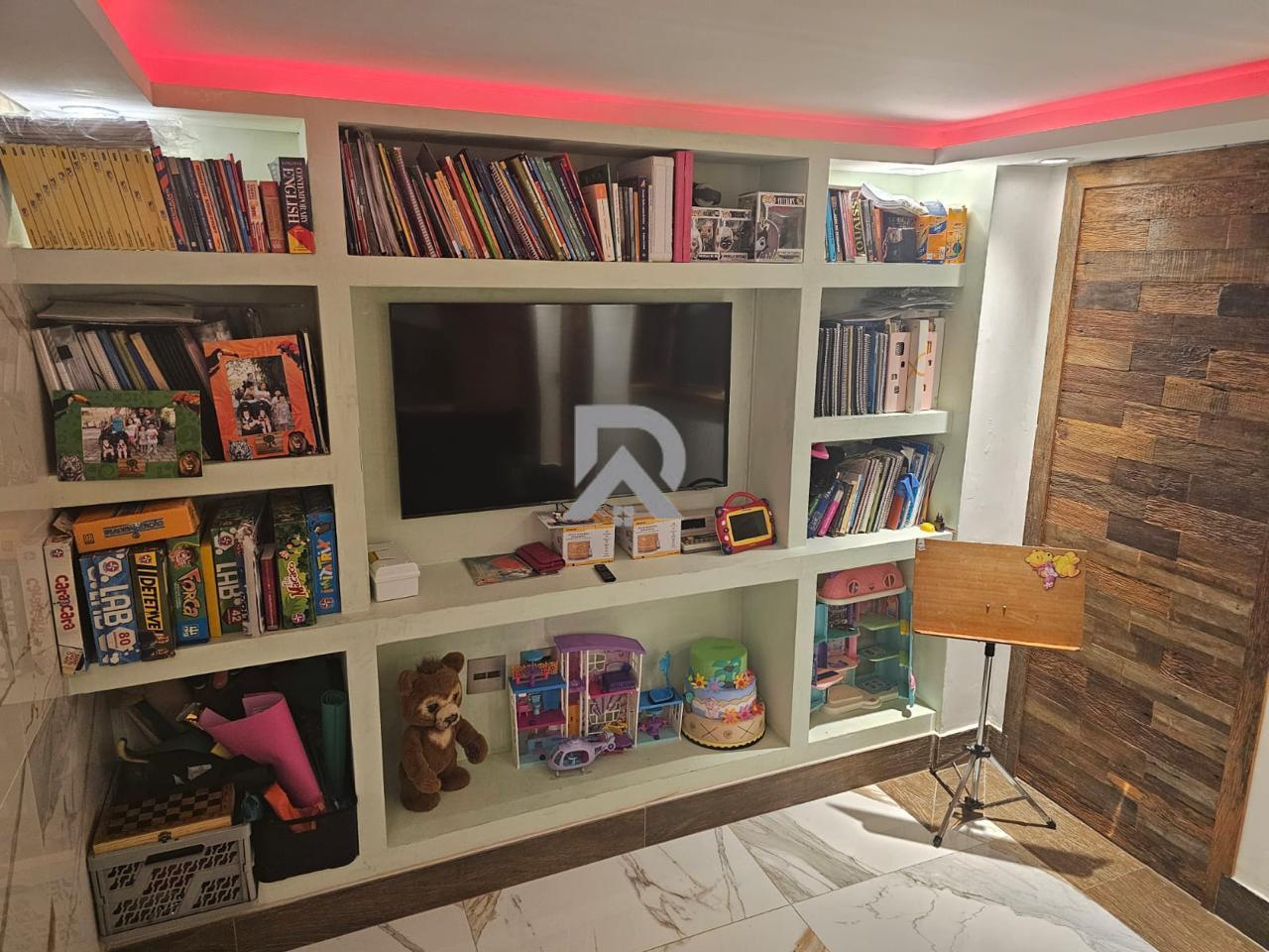 Casa, 5 quartos, 330 m² - Foto 19