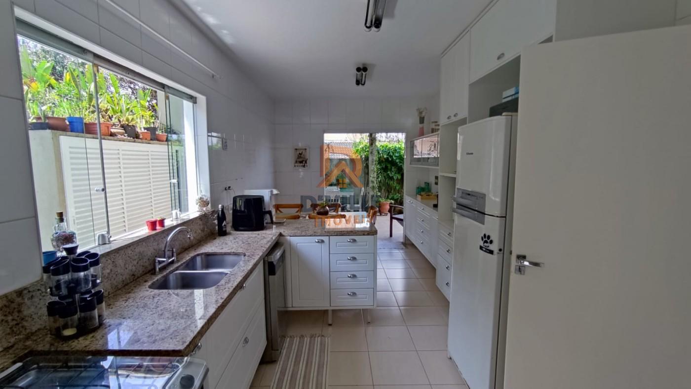 Casa, 4 quartos, 230 m² - Foto 18